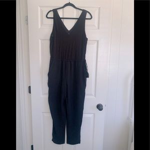 Black sleeveless v-neck Loft Jumpsuit Romper